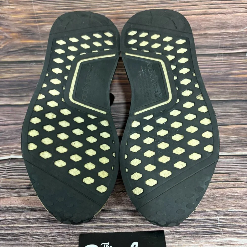 Adidas NMD R1 Black Gold Metallic Women's Athletic Training Shoes Size 8‎